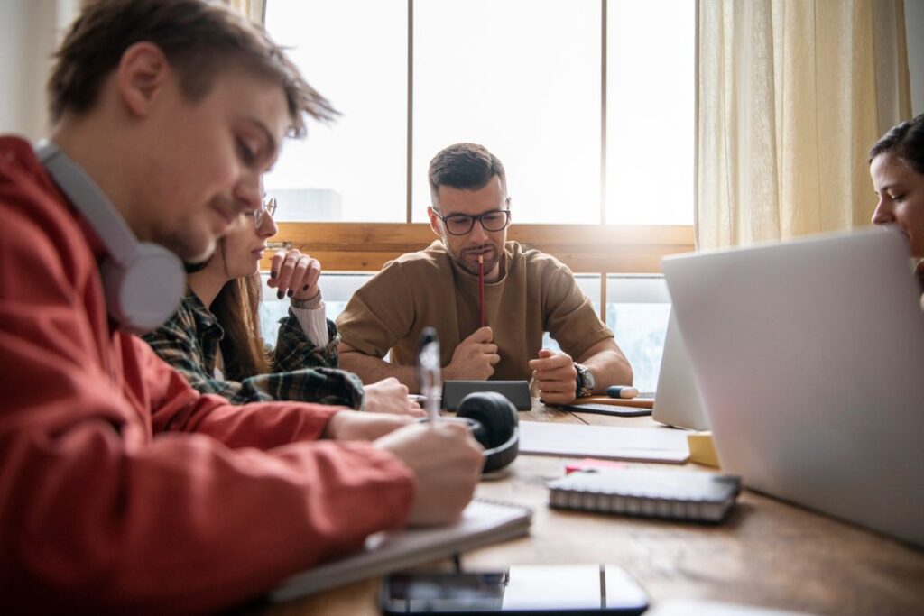Cosa sono i corsi Blended e perché sono una soluzione innovativa per l'apprendimento?